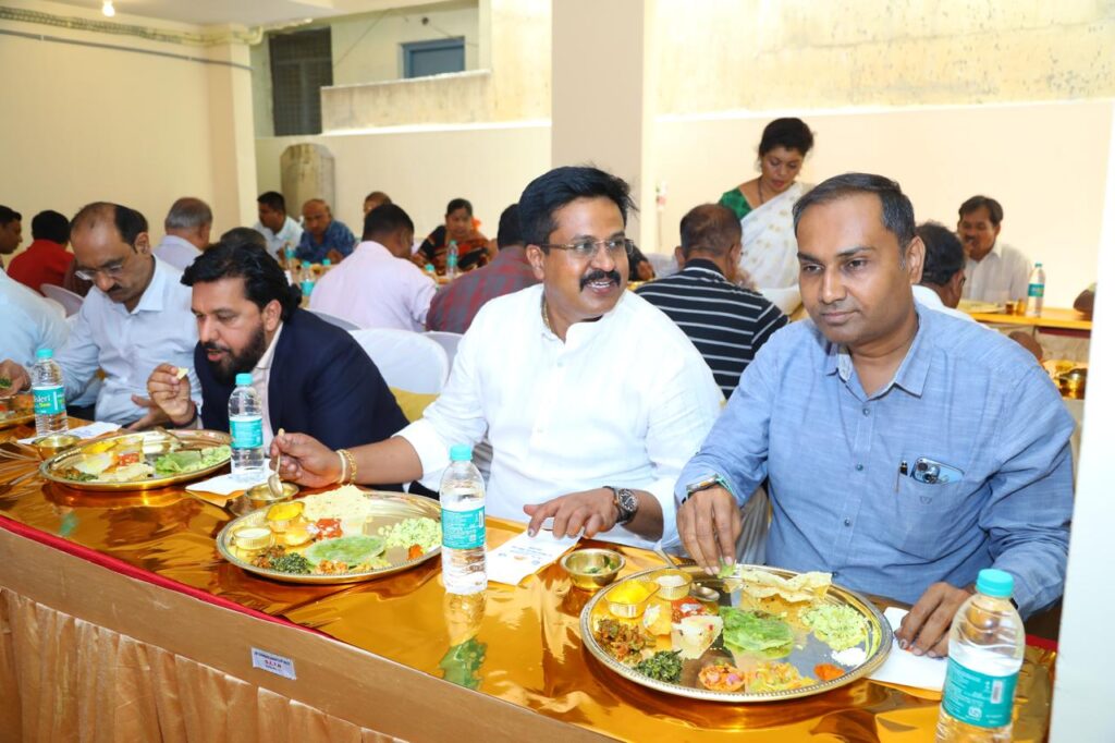 Lunch with Mr. Ajay Menon & the Dravina Wall Streets Team